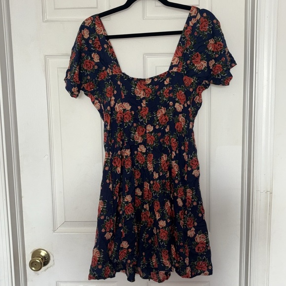 Angie Short Sleeve Floral Mini Dress - Picture 4 of 4